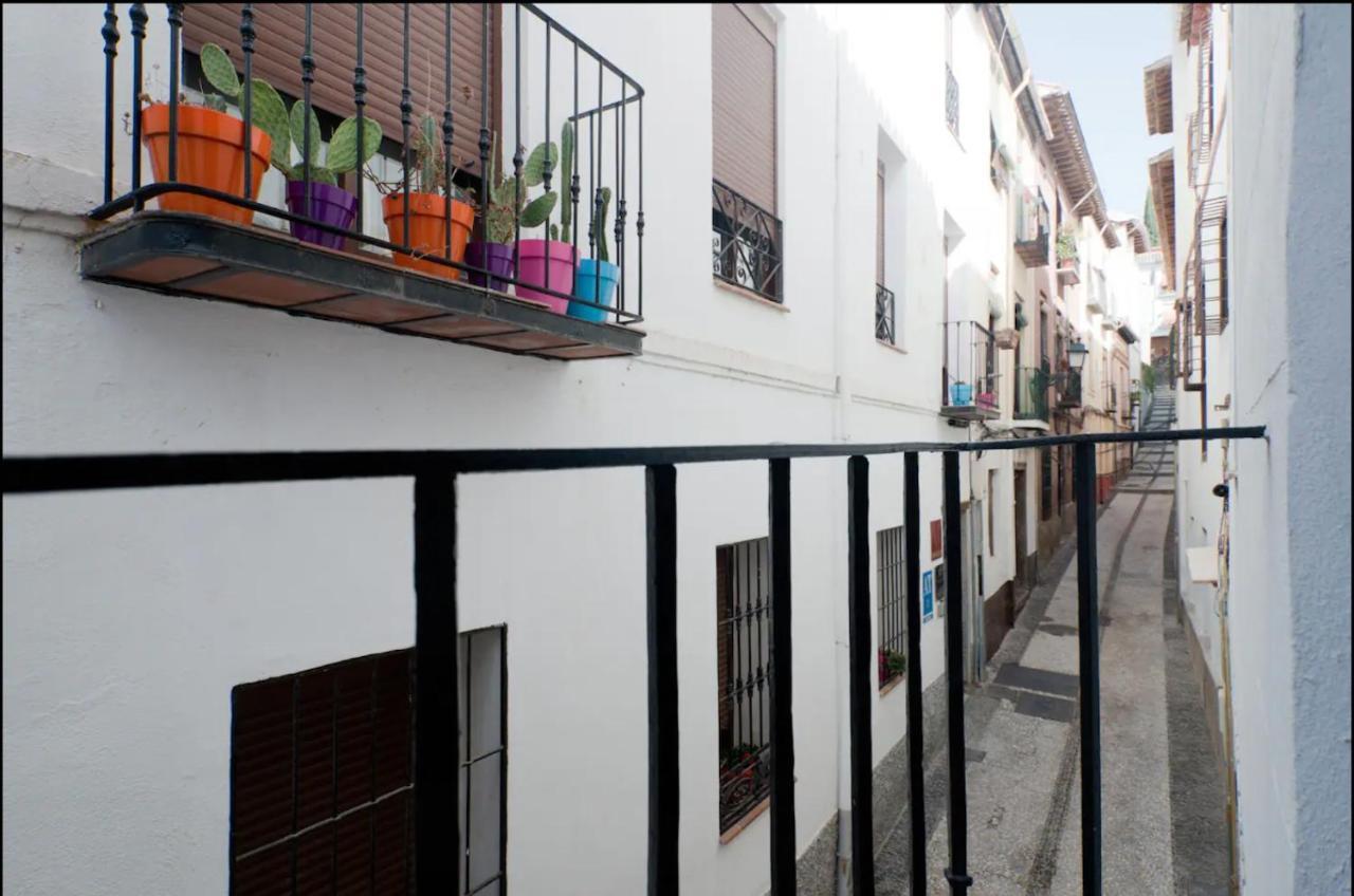 Apartamentos Centro Historico A Los Pies De La Alhambra Гранада Экстерьер фото
