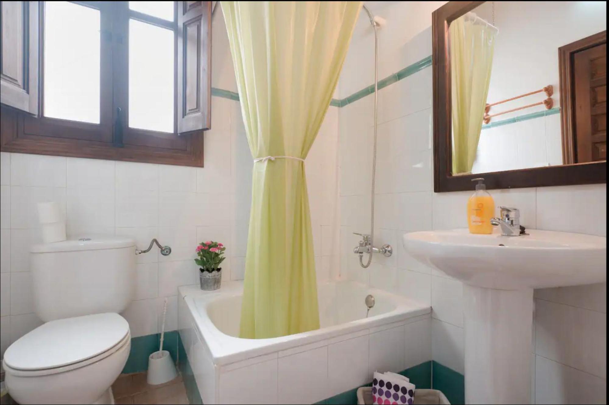 Apartamentos Centro Historico A Los Pies De La Alhambra Гранада Экстерьер фото